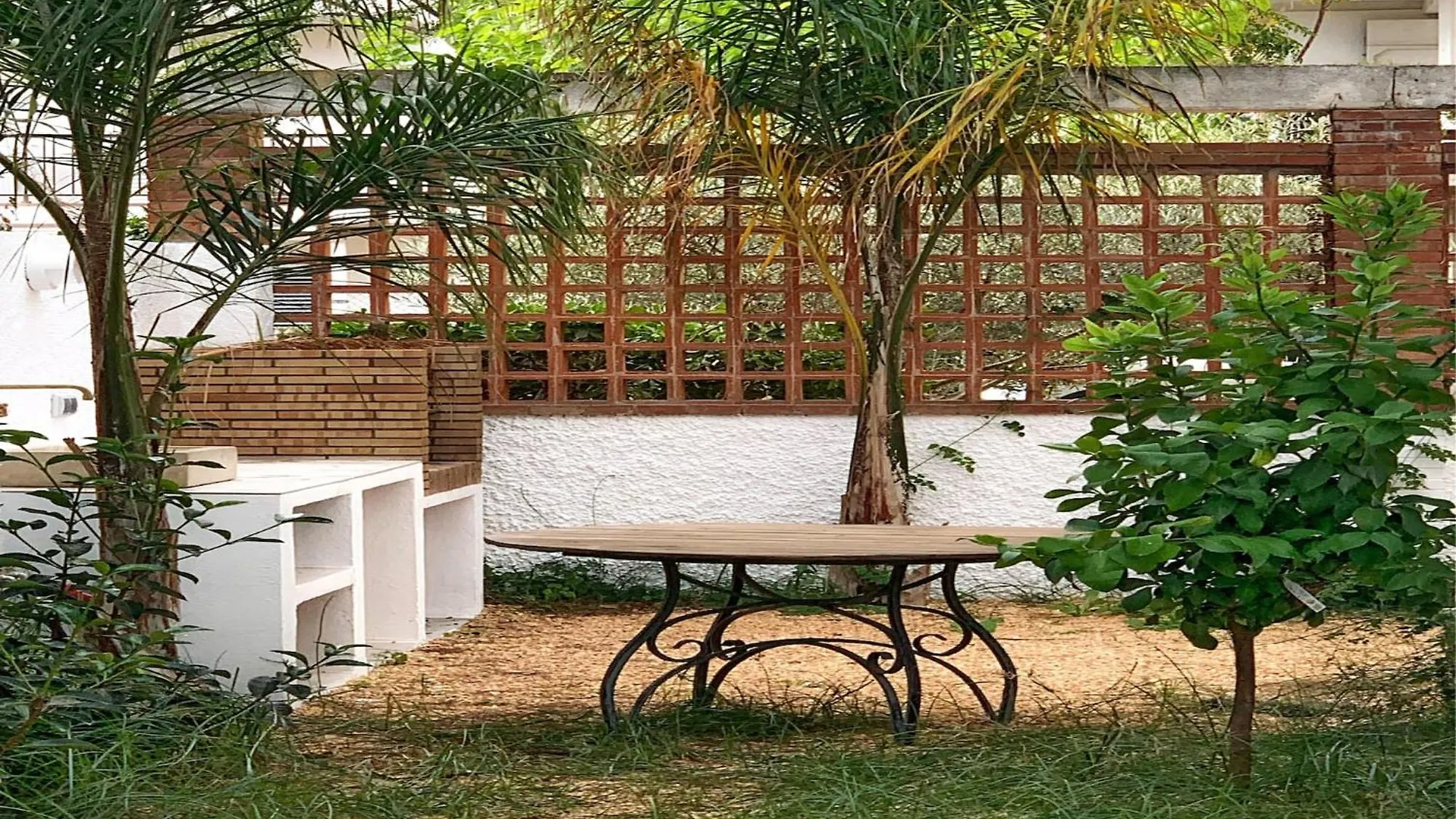 Villa For 4 Persons In Costa Brava L' Escala