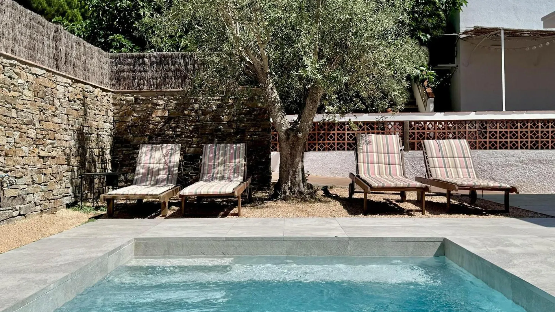 Villa For 4 Persons In Costa Brava L' Escala
