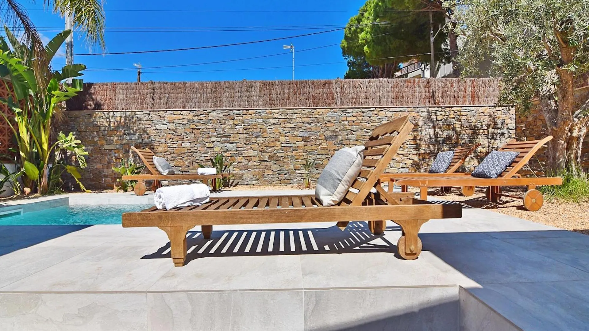Villa For 4 Persons In Costa Brava L' Escala